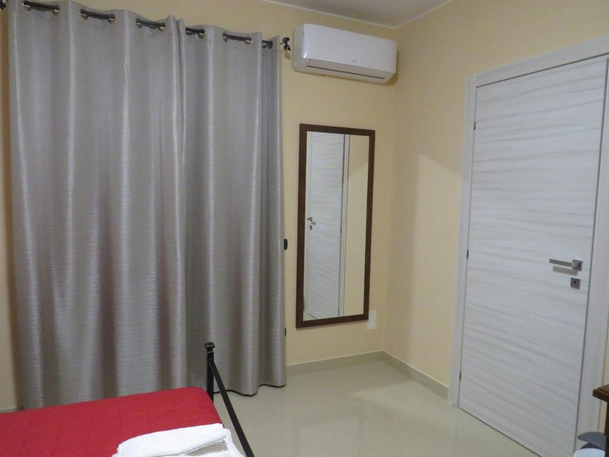 B&B Romano Gela Esterno foto
