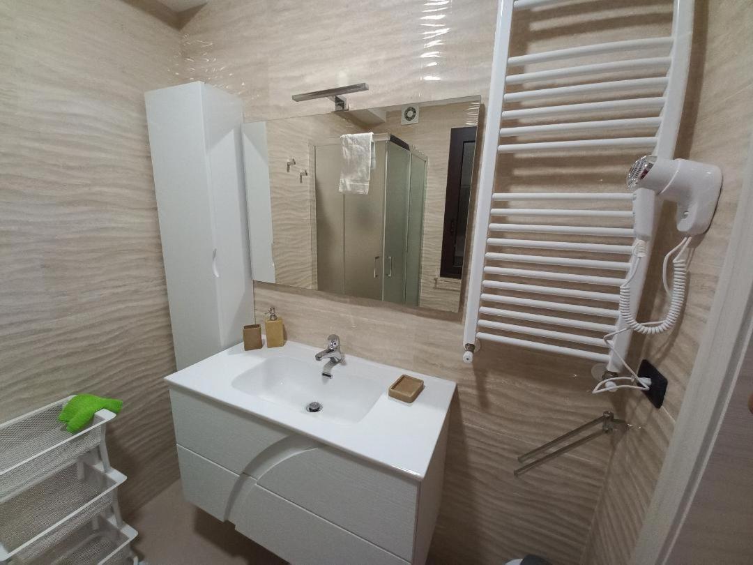B&B Romano Gela Esterno foto