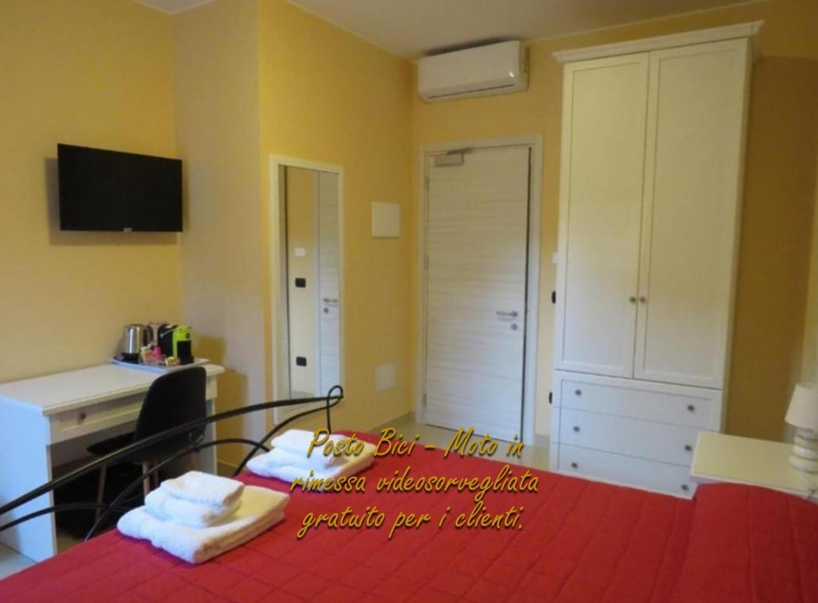 B&B Romano Gela Esterno foto